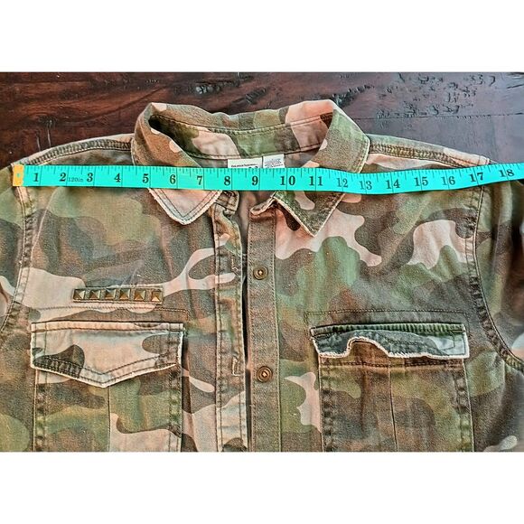 Mudd Camo Button Up Shirt – Juniors Large – 100% Cotton - Picture 6 of 9